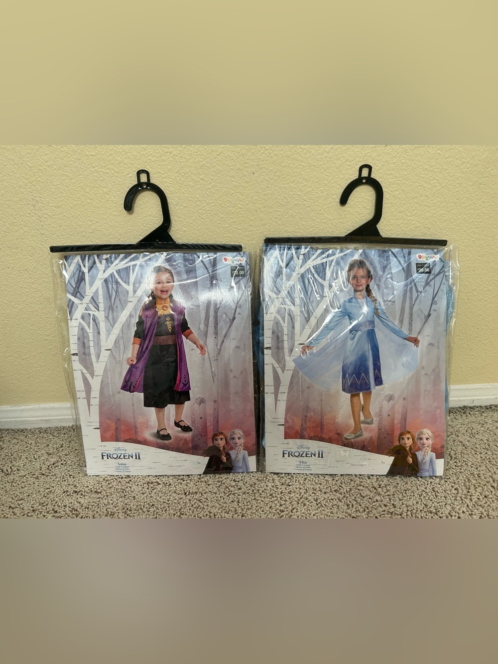 Disney Frozen 2 II Elsa & Anna Girls M Medium 7/8 dress costumes Disguise